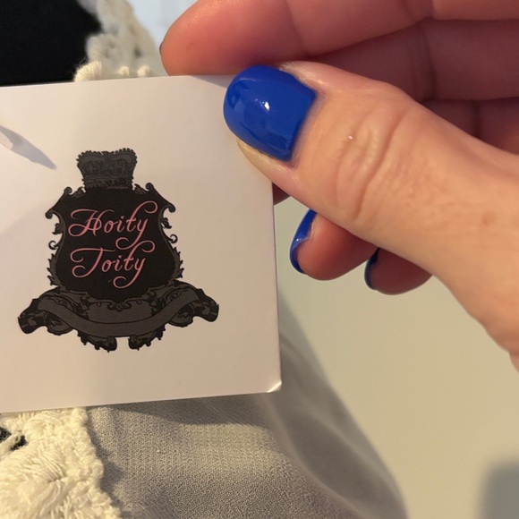 Chic Lace Overlay Blouse - Cream - Picture 2 of 6